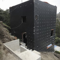 En Construcción: Casa Alta / AS/D Asociación de Diseño - Casas, Fachada