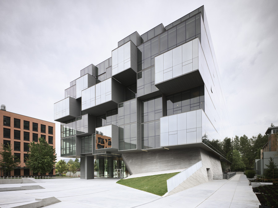 Gallery of UBC Faculty of Pharmaceutical Sciences / Saucier + Perrotte
