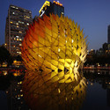 arquitectura estructural de luz: Golden Moon / LEAD - Iluminacion