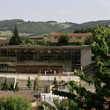 Sunny Gymnasium / Tekhnê Architectes - Gymnasium, Garden, Facade