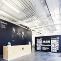 Skullcandy Office / Arthur de Chatelperron + Hugo Hélène - Edificio De Oficinas