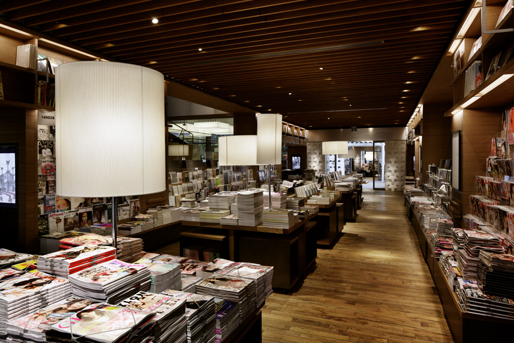 © Nacasa & Partners