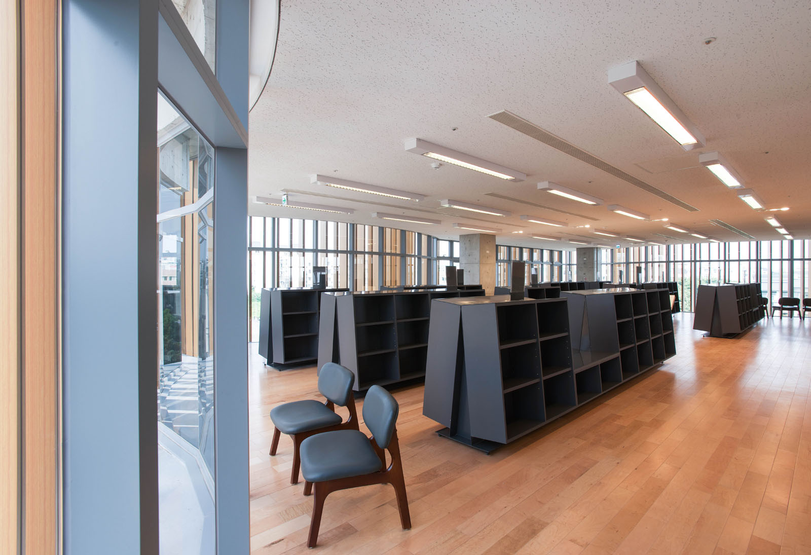 Yeu Library Gallery of Yuwen Library / MAYU architects - 16