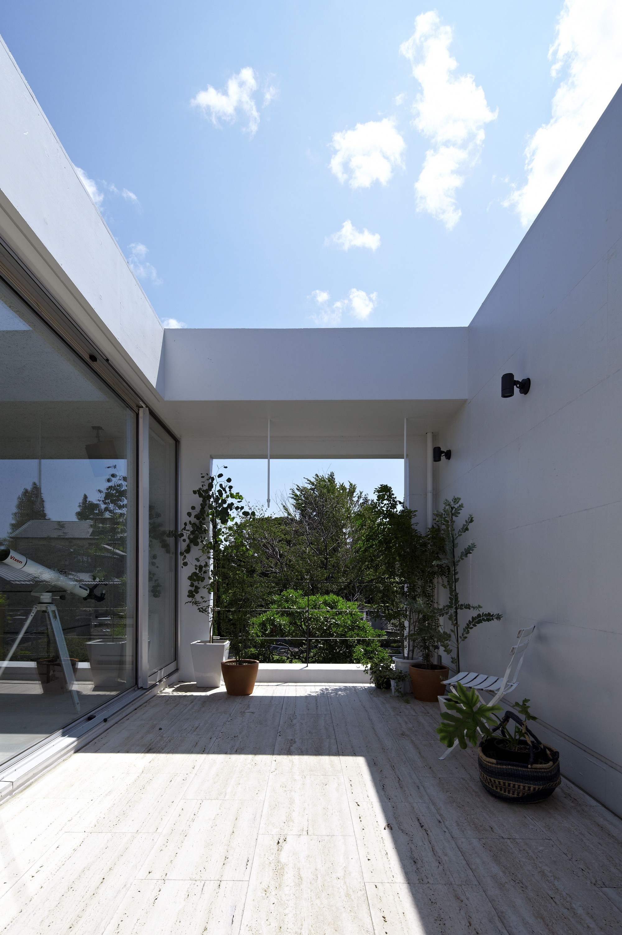 Gallery of Planter House / no.555 24