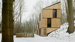 低能耗竹屋 / AST 77 Architecten