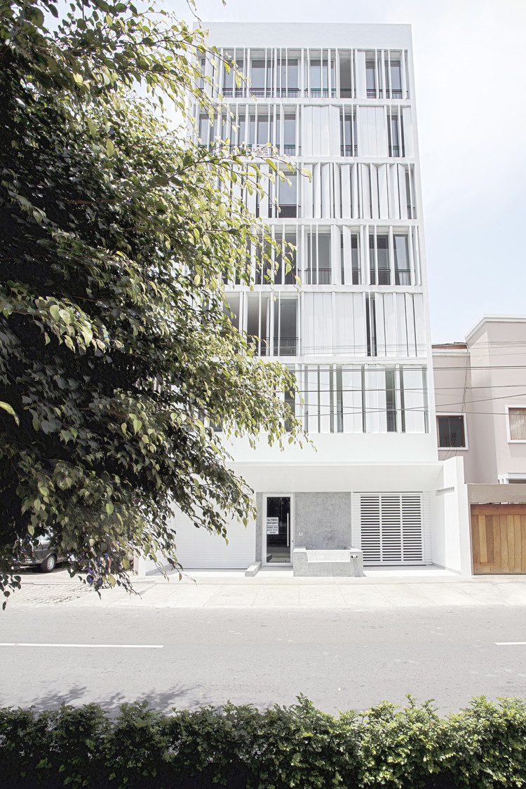 Edificio Residencial Alfredo Salazar / Llama Urban Design, Cortesía de Llama Urban Design
