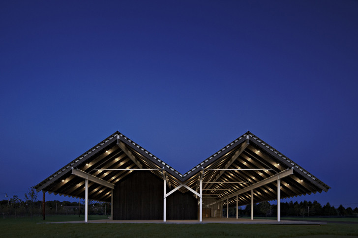 Iluminación natural en el Museo de Arte Parrish por Herzog & de Meuron, © vía inhabitat