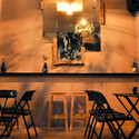 Baixaria / OODA - Mesa, Cadeira, Iluminação