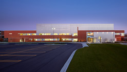 Madonna University - Centro Franciscano para Ciência e Mídia / SmithGroup