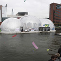 Pavilhão Flutuante auto-sustentável em Rijnhaven, Roterdã  - Image 3 of 4