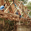 Puente Peatonal de Bambú es construído por la comunidad de Davao en Filipinas - Sustentabilidad