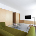 JA Rehabilitación de departamento en Pamplona / Iñigo Beguiristáin - Casas, Dormitorio, Sillas, Camas
