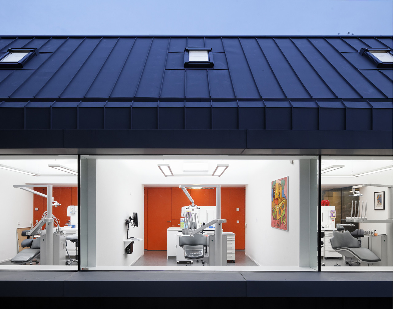 Gallery of Dentist with a View / Shift architecture urbanism 10