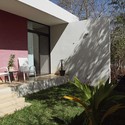 Casa ES1 / Seijo Peon Arquitectos - Casas, Jardín, Fachada, Sillas
