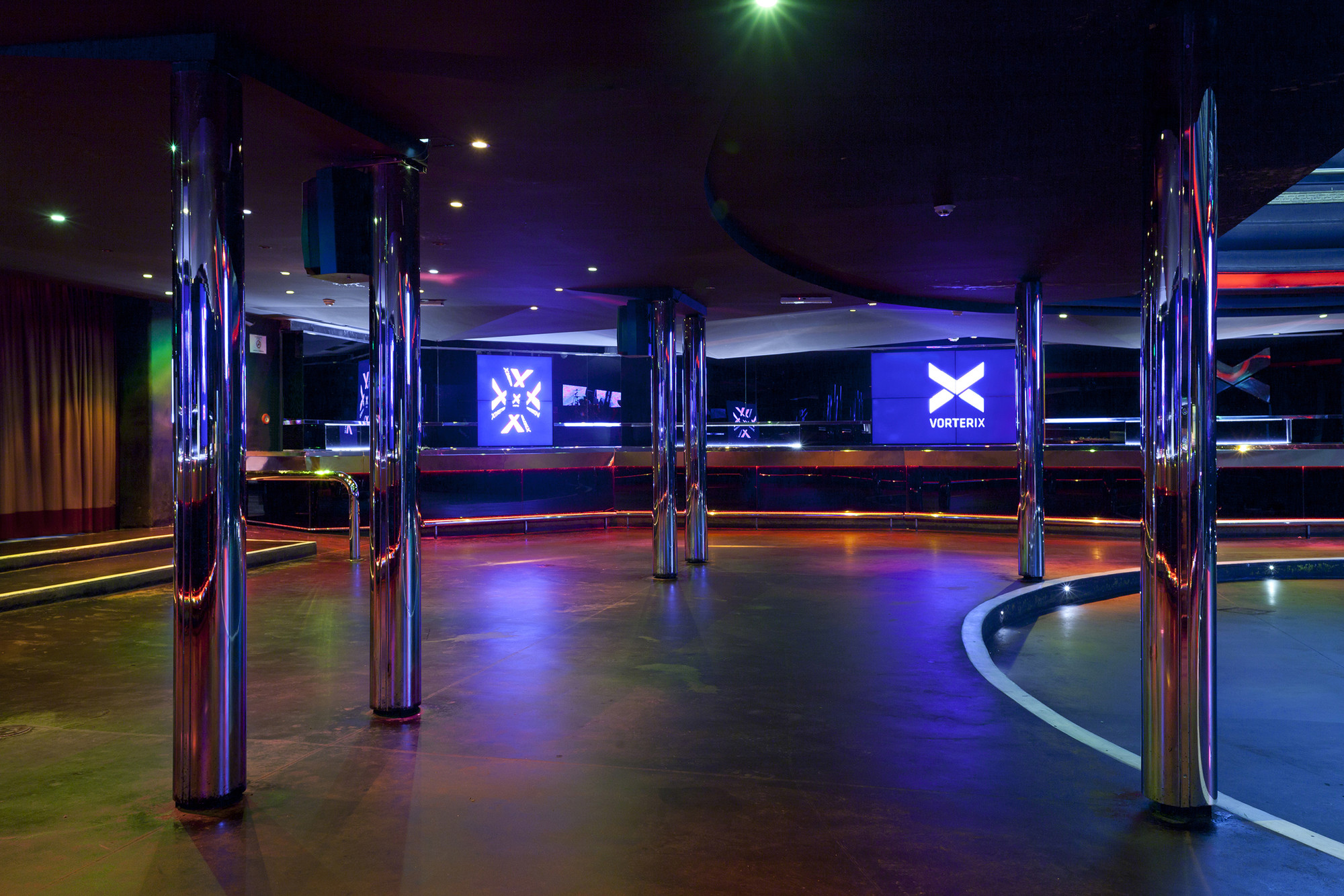 Galería de Teatro Vorterix / BAU Arquitectos - 10