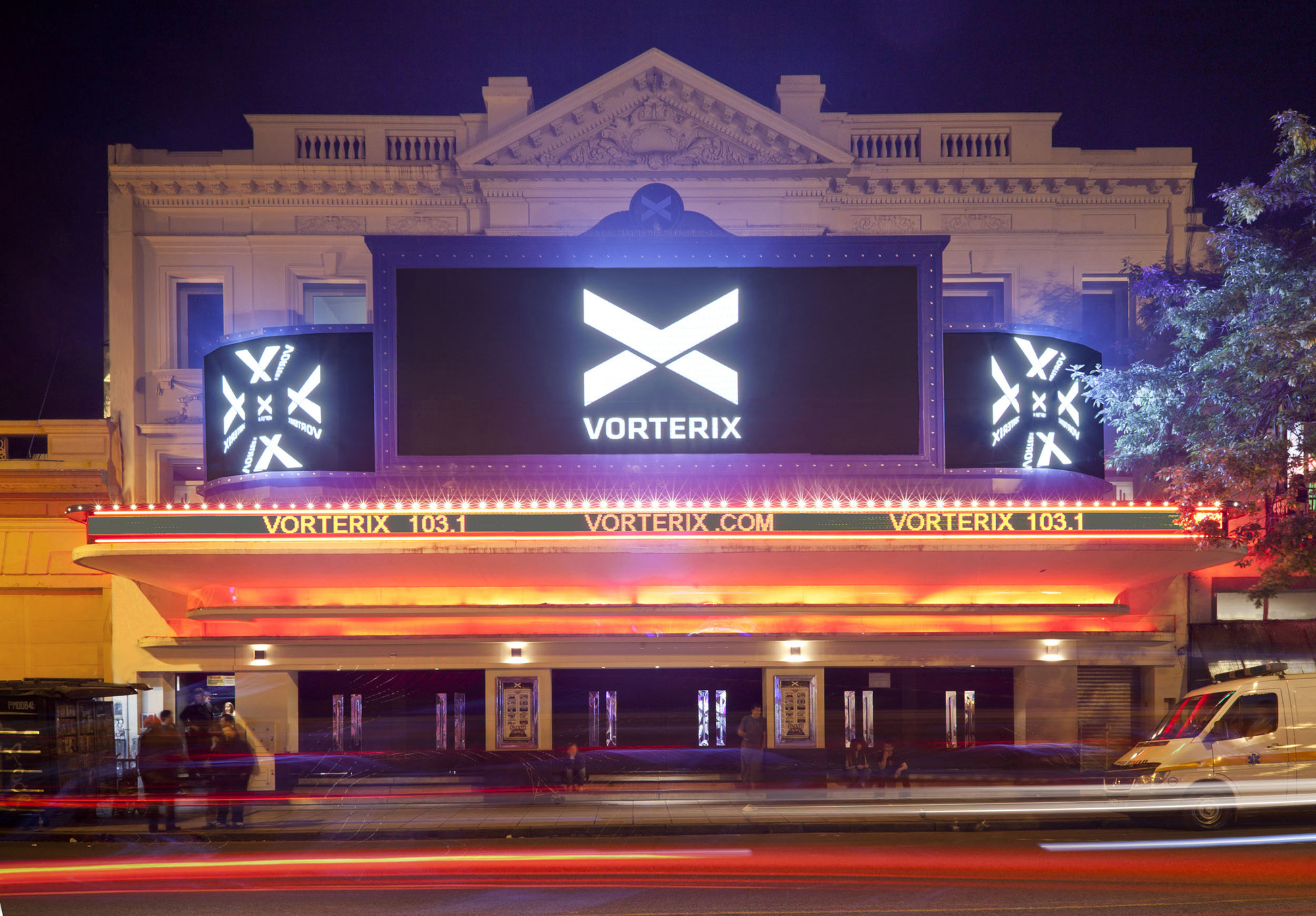 Galería de Teatro Vorterix / BAU Arquitectos - 2