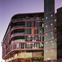 Olivia Newton-John Cancer and Wellness Centre / Jackson Architecture +  -  Healthcare Center, Facade