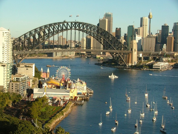 13 princípios para converter uma orla em um espaço público transitável e culturalmente ativo, Sidney; Via teflinternational.org.uk