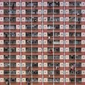 Fotógrafo Michael Wolf registra a vida claustrofóbica da cidade de Hong Kong - Image 4 of 4