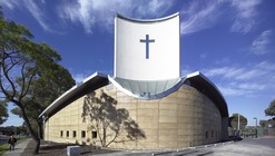 St Alfred’s Church  / Studio B Architects