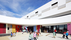 Complejo Educacional Binissalem / RIPOLLTIZON