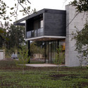 Casa Carvallal - Dufey / Mas y Fernández Arquitectos - Casas, Jardín, Fachada