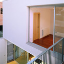 Casa 101 / H Arquitectes - Casas, Puerta, Fachada, Escaleras, Barandas, Balcón