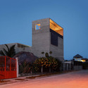 Casa TDA / Cadaval & Solà-Morales - Casas
