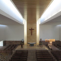 Parroquia San Gabriel / Alberto Cruz E + Estudio Valdés + - Imagen 3 de 19