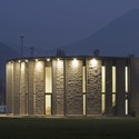 Club Deportivo Proclub Chamisero / TNG Arquitectos - Recreación Y Entrenamiento