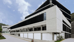 Planta de Producción de Vacunas “Rafael Rangel” / Roberto Puchetti y Max Rengifo