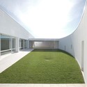 Guardería para Benetton / Alberto Campo Baeza - Kindergarten, Patio interior, Fachada