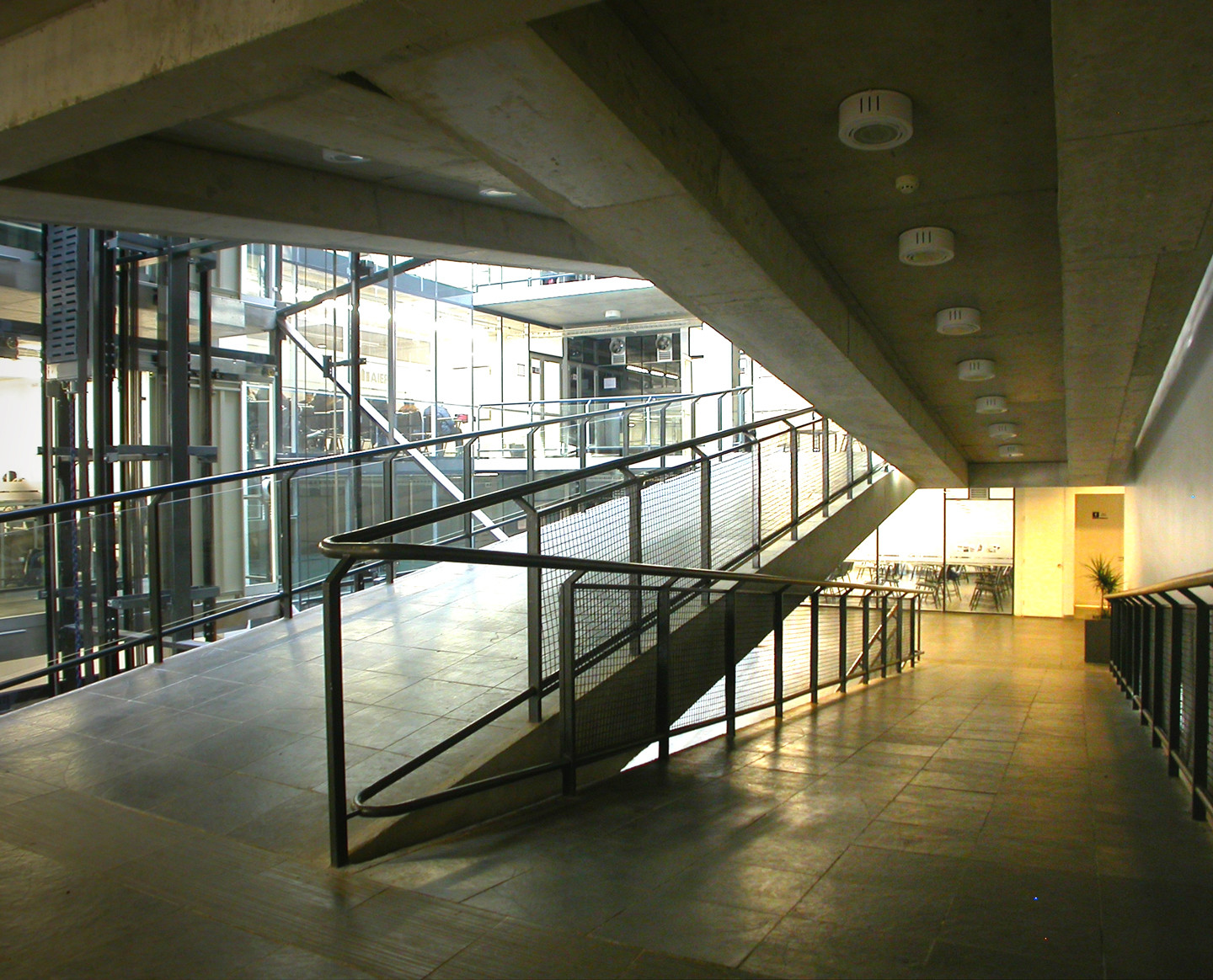 Courtesy of Schmidt Arquitectos