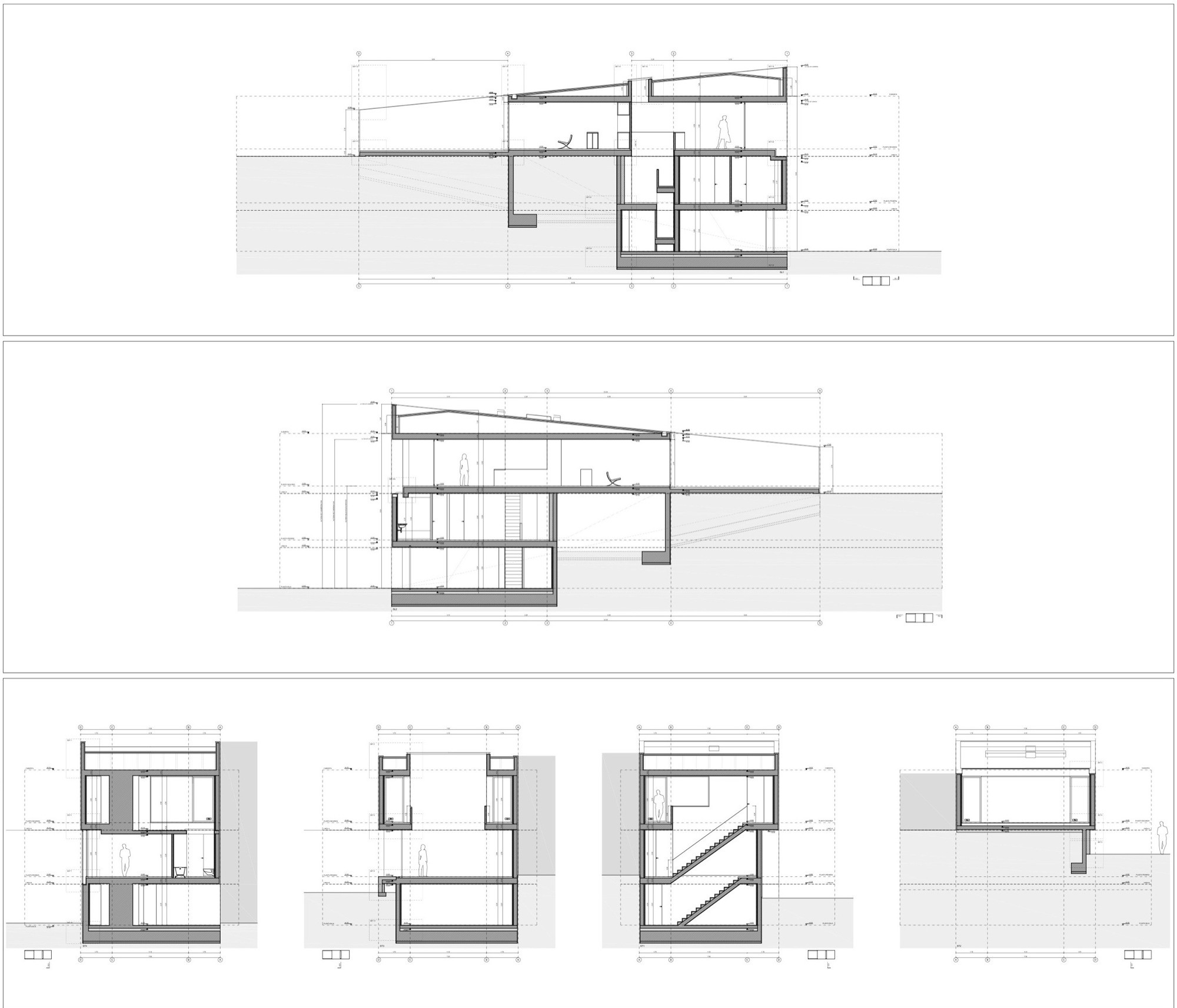 Galería de Casa en la Ladera de un Castillo / Fran Silvestre