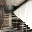 C4 Centro de Mando / Mobile Workshop Architects - Escaleras, Barandas