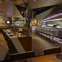 Haiku Sushi / Imagine Native - Restaurant, Sillas, Mesas