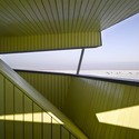 Centro Educativo Natural de Oostvaarders / Drost + van Veen architecten - Arquitectura Educacional, Fachada, Barandas