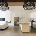 Casa Resort / Bower Architecture - Renovación, Cocina, Iluminación, Encimera, Mesas