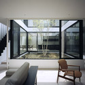 Casa Shift / Apollo Architects & Associates - Casas, Fachada, Puerta, Mesas, Sillas