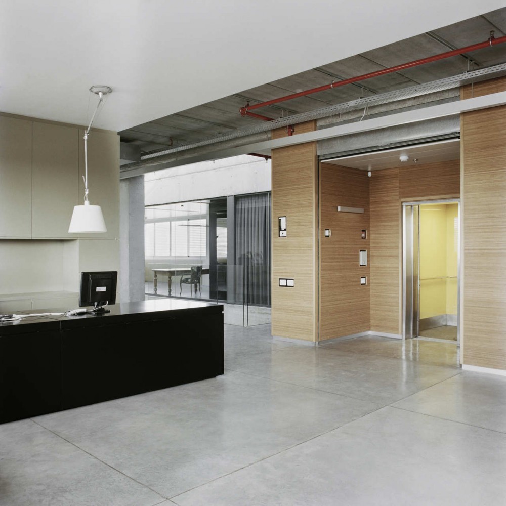Oficinas Neopharm / Shilo Benaroya Architecture Office - Cocina, Puerta, Fachada, Iluminación, Encimera