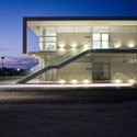 Oficinas en Ragusa / Architrend Architecture - Edificios Institucionales, Fachada, Puerta