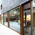 Casa Alella / Demostudio - Ladrillo, Ventanas, Puerta, Fachada, Vidrio