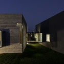 Casa para dos Artistas / m+n arquitectos + Patricia Perera - Ventanas, Fachada