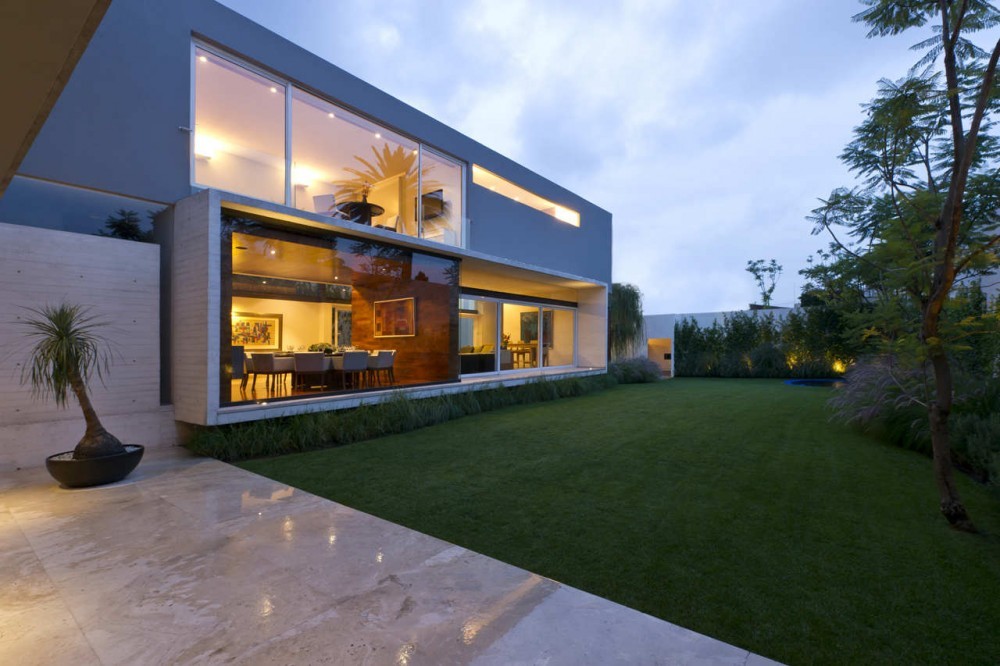 Casa AE / twentyfourseven - Jardín, Fachada
