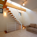 Casa D / Takeshi Hamada - Escaleras, Ventanas, Fijación Vigas, Barandas