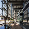 VALEO – VEC / GCP Arquitetos - Edificios Institucionales, Fijación Vigas, Fachada