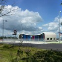 Sala de espera intermodal / LYVR - Edificios Públicos, Fachada