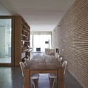 Loft en Poble Nou / YLAB arquitectos - Mesas, Estanterías, Sillas, Fijación Vigas