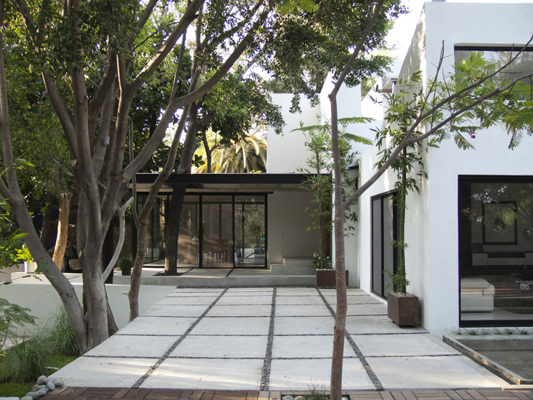 Casa con 7 patios / ATELIER ARS - Más Imágenes