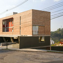 © Eduardo Eckenfels Estudio Terra240 / Arquitetos Associados - Arquitectura De Oficinas, Fachada